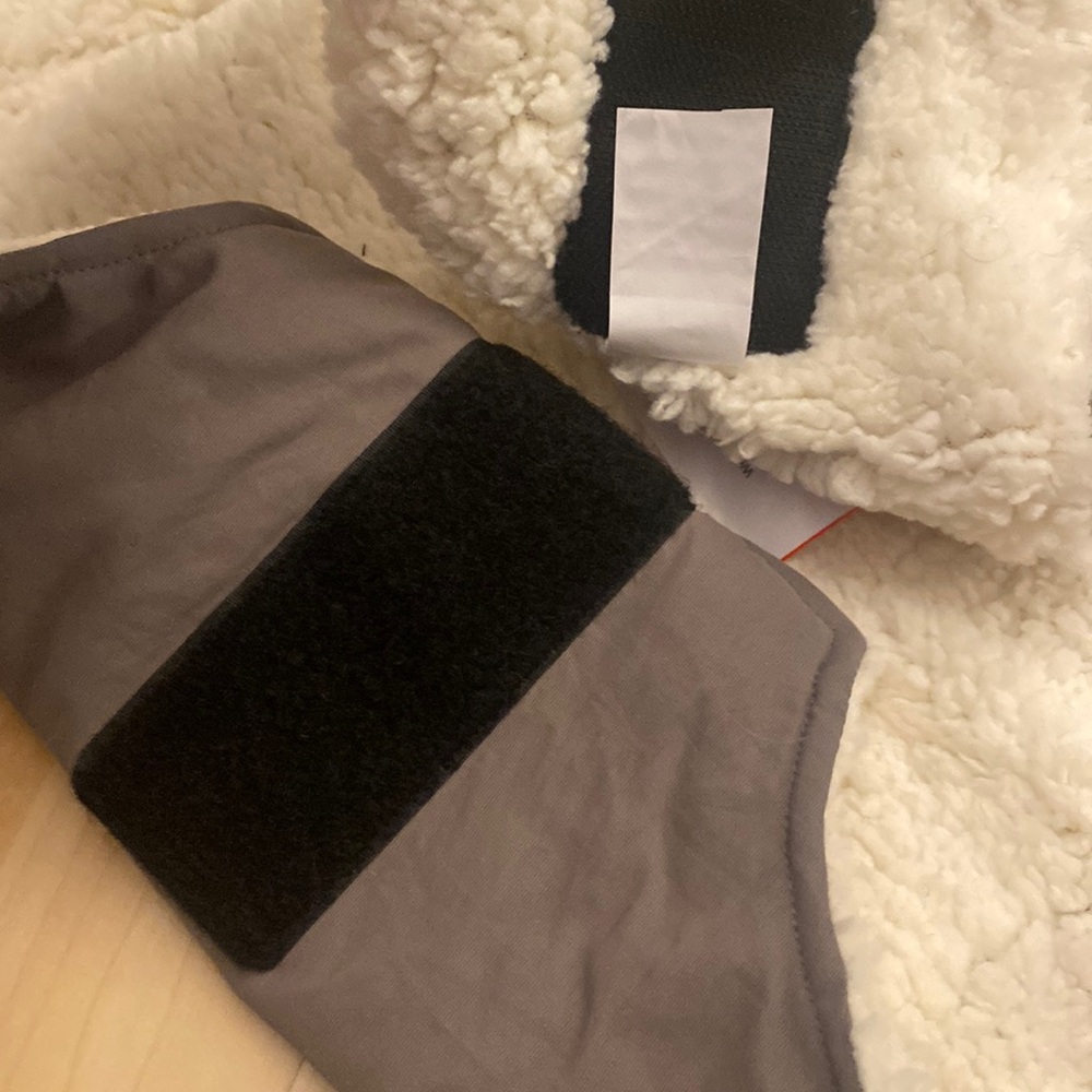 NWT water repellent Sherpa dog jacket - Picture 5 of 13
